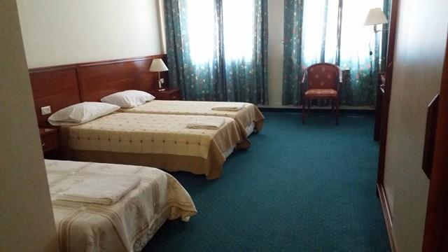 Rosary Sister Guest House Ein Karem เยรูซาเลม ภายนอก รูปภาพ