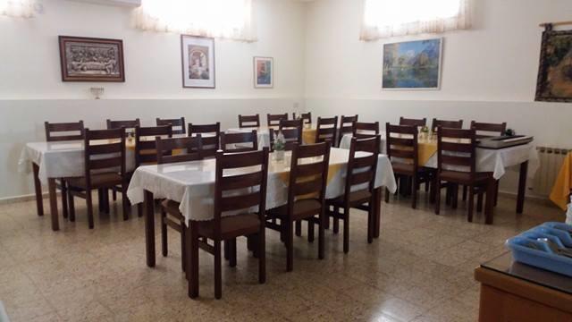 Rosary Sister Guest House Ein Karem เยรูซาเลม ภายนอก รูปภาพ