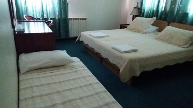 Rosary Sister Guest House Ein Karem เยรูซาเลม ภายนอก รูปภาพ