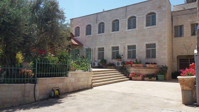 Rosary Sister Guest House Ein Karem เยรูซาเลม ภายนอก รูปภาพ